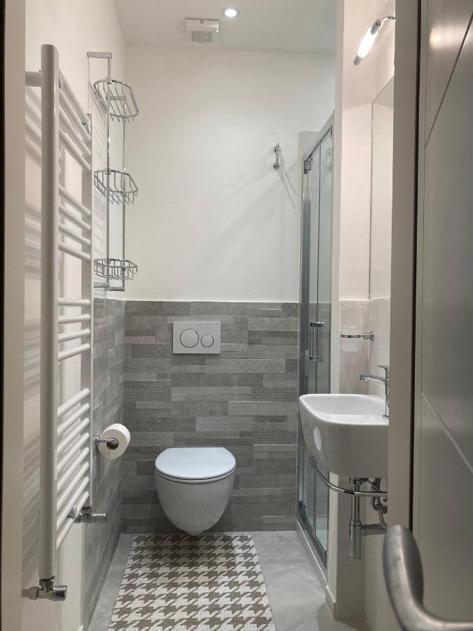 Siena Uptown - Sabrina'S Charming Apartment Ngoại thất bức ảnh